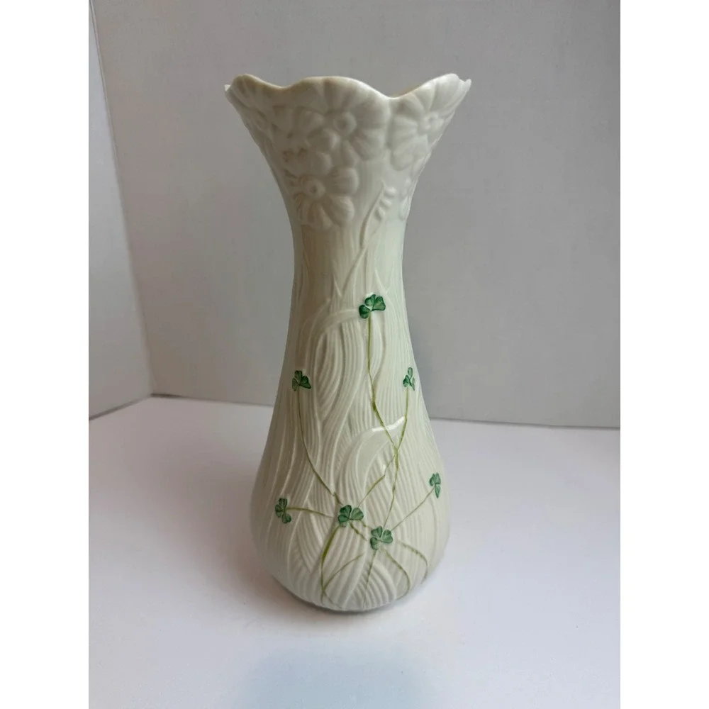 Belleek Ireland Daisy Tall Vase 1932 Shamrock Parian China Scalloped Rim 10.5in